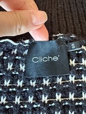 Cliché Black & White Turtleneck Sweater - Cliché